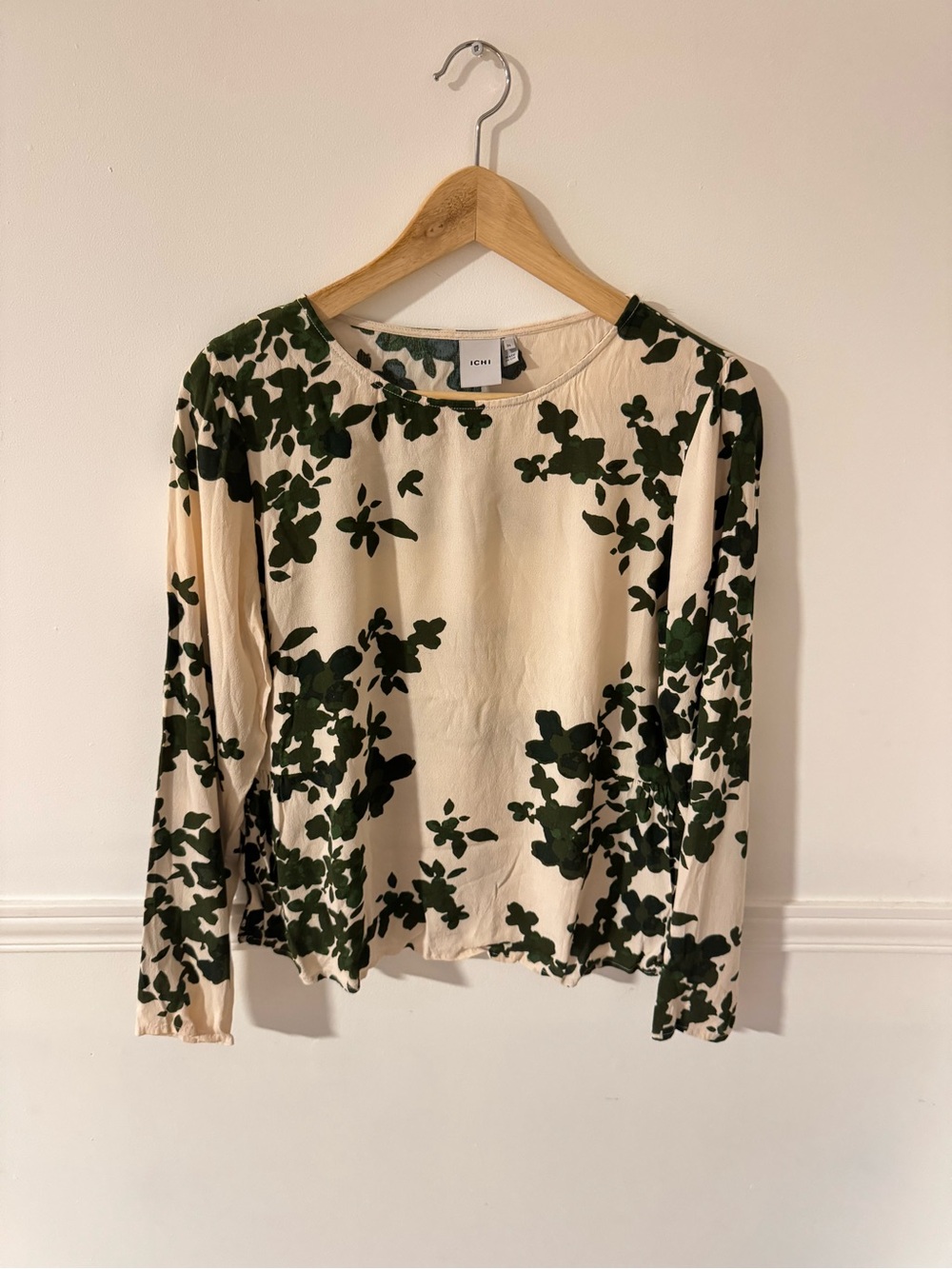 ICHI Cream Long-Sleeve Floral Pattern Blouse